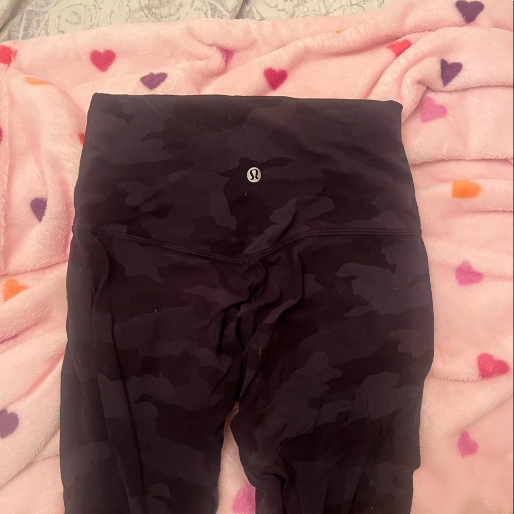 Lululemon black camo print align leggings size 4